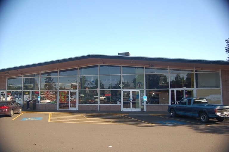 401-429 Main St E, Monmouth, OR for Rent