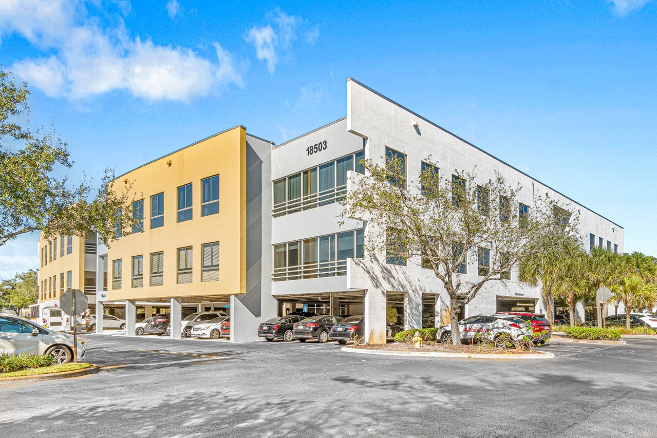 18503 Pines Blvd, Pembroke Pines, FL for Rent