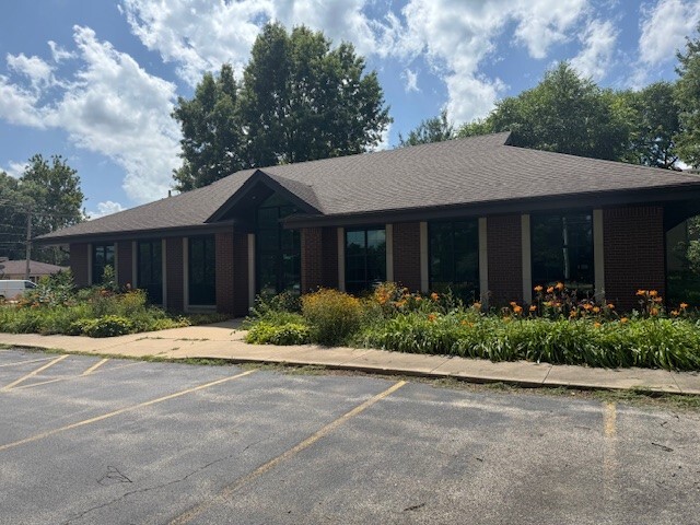 3400 N Rockton Ave, Rockford, IL for Sale