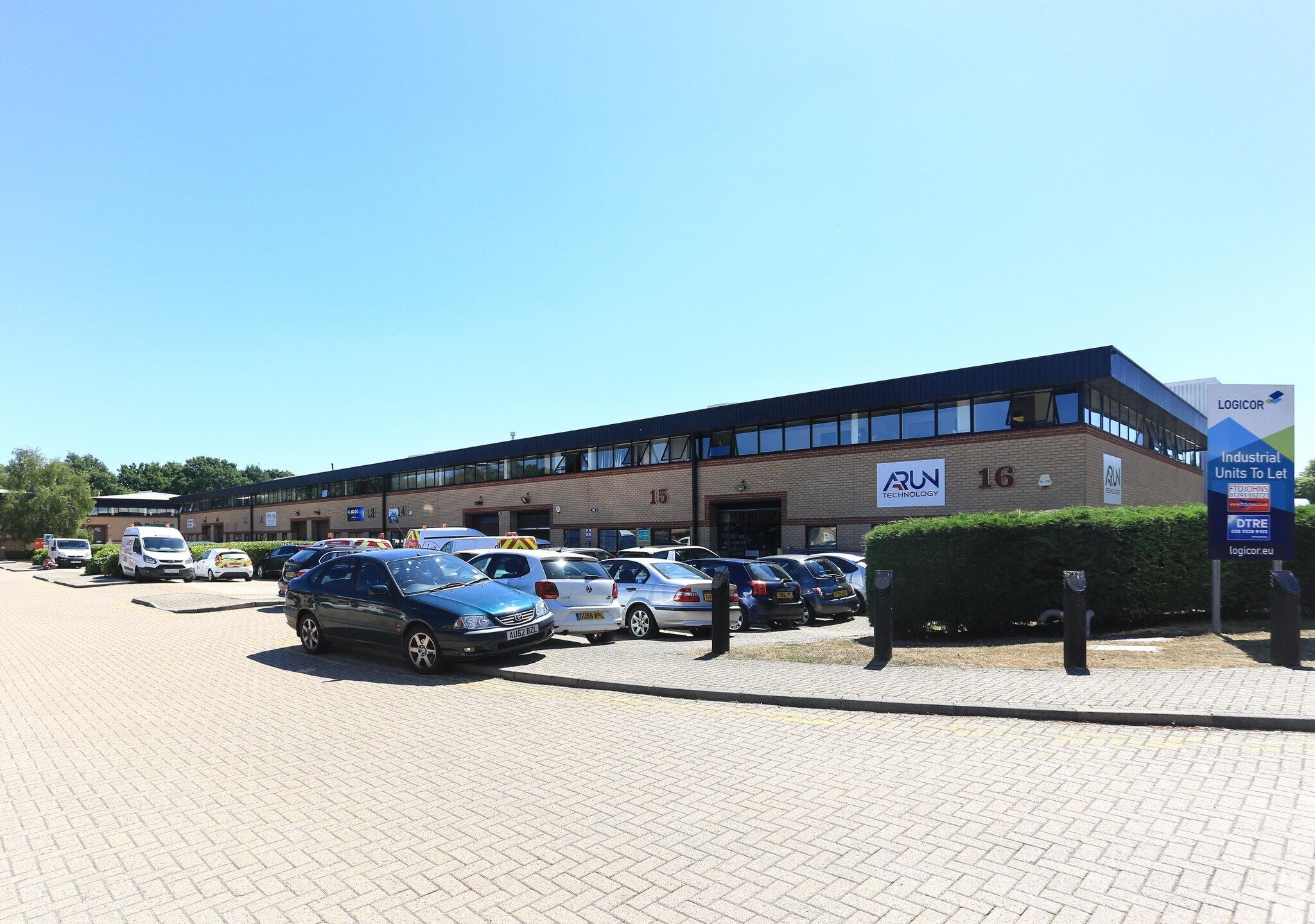 Newton Rd, Crawley, WSX for Rent