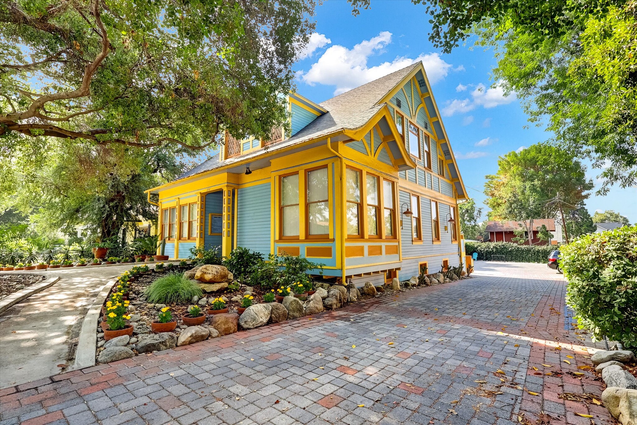 232 Harrison Ave, Claremont, CA for Sale