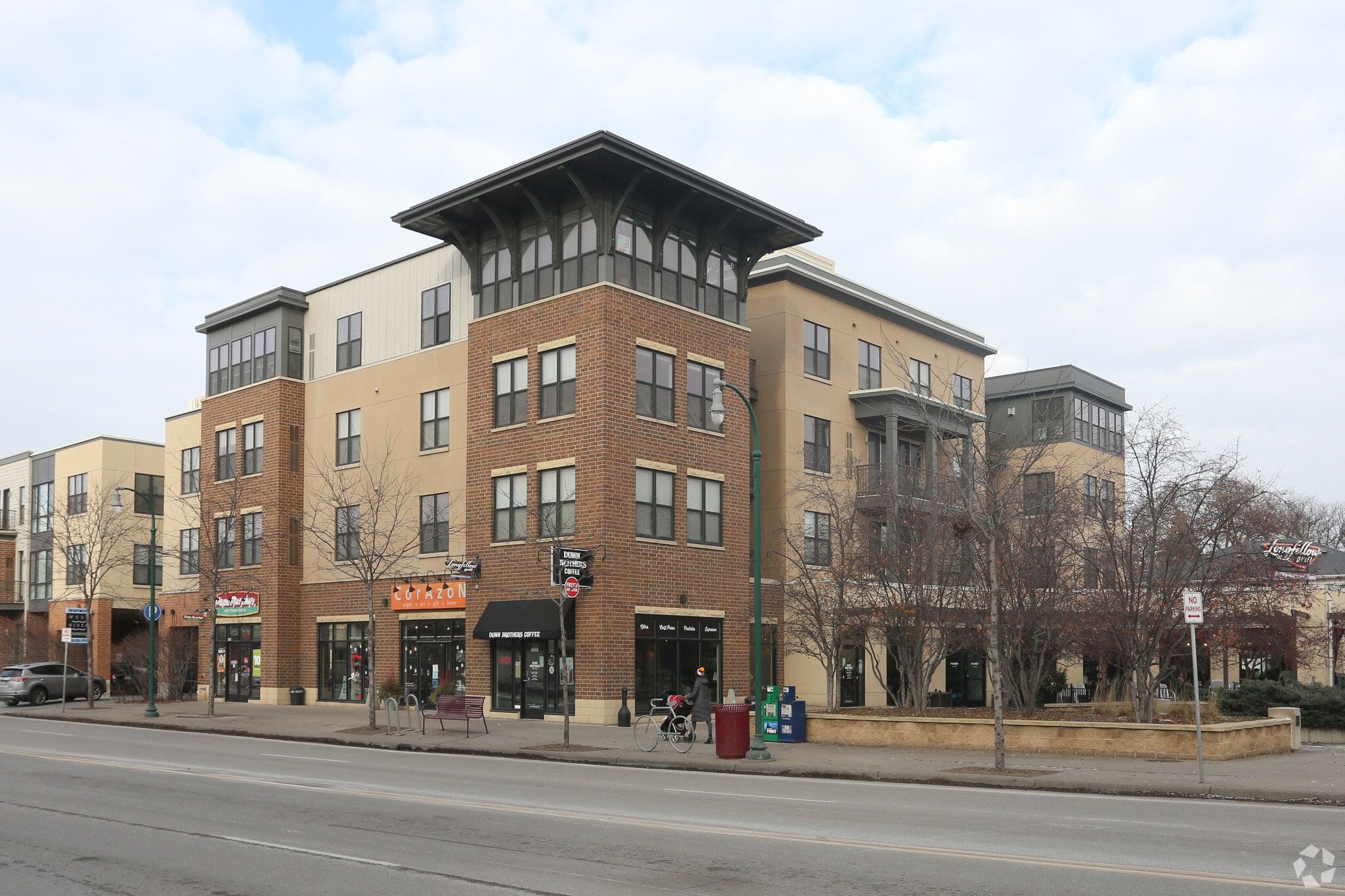 4610 Lake St E, Minneapolis, MN for Rent