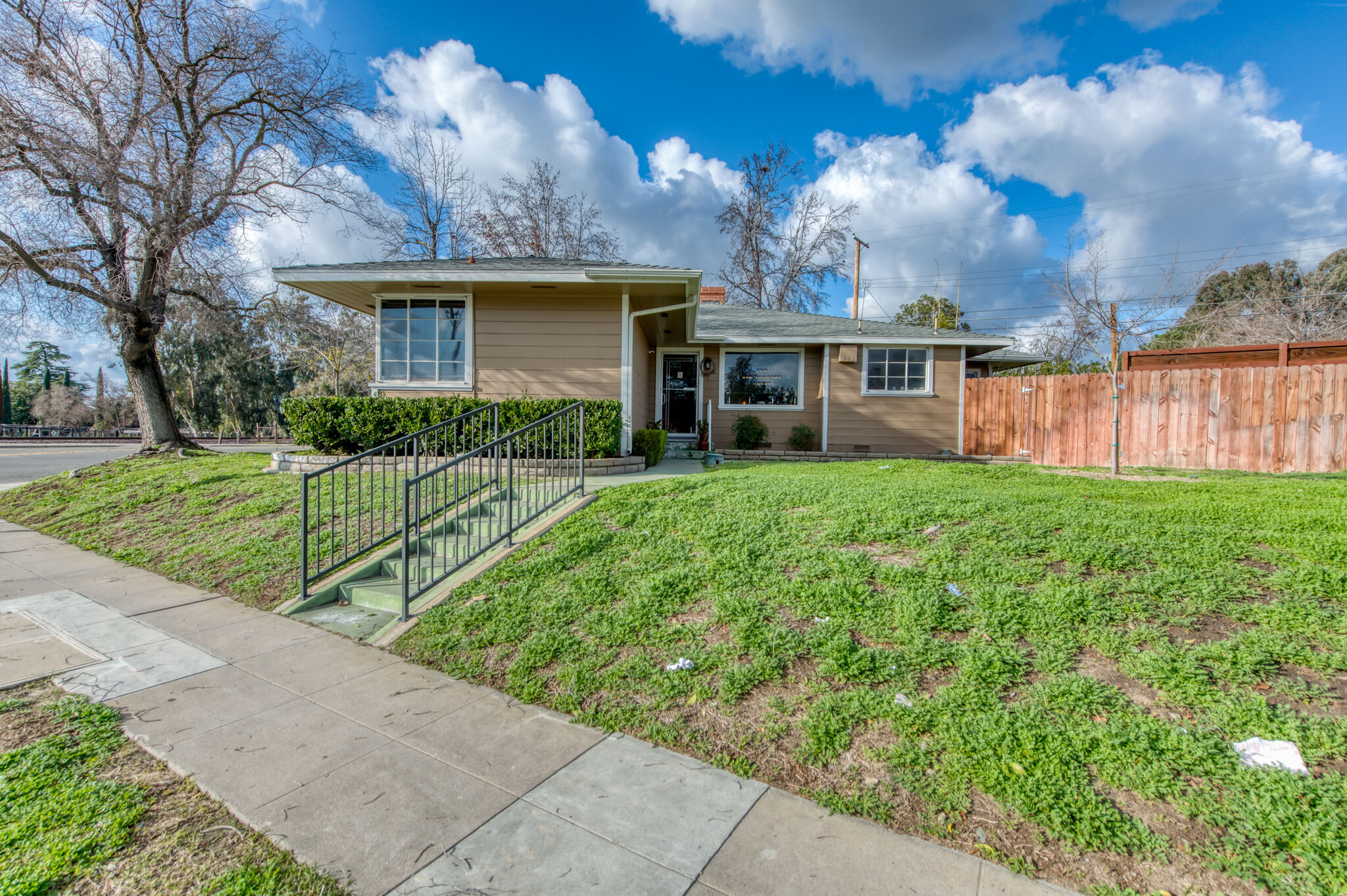 707 E Shields Ave, Fresno, CA for Sale