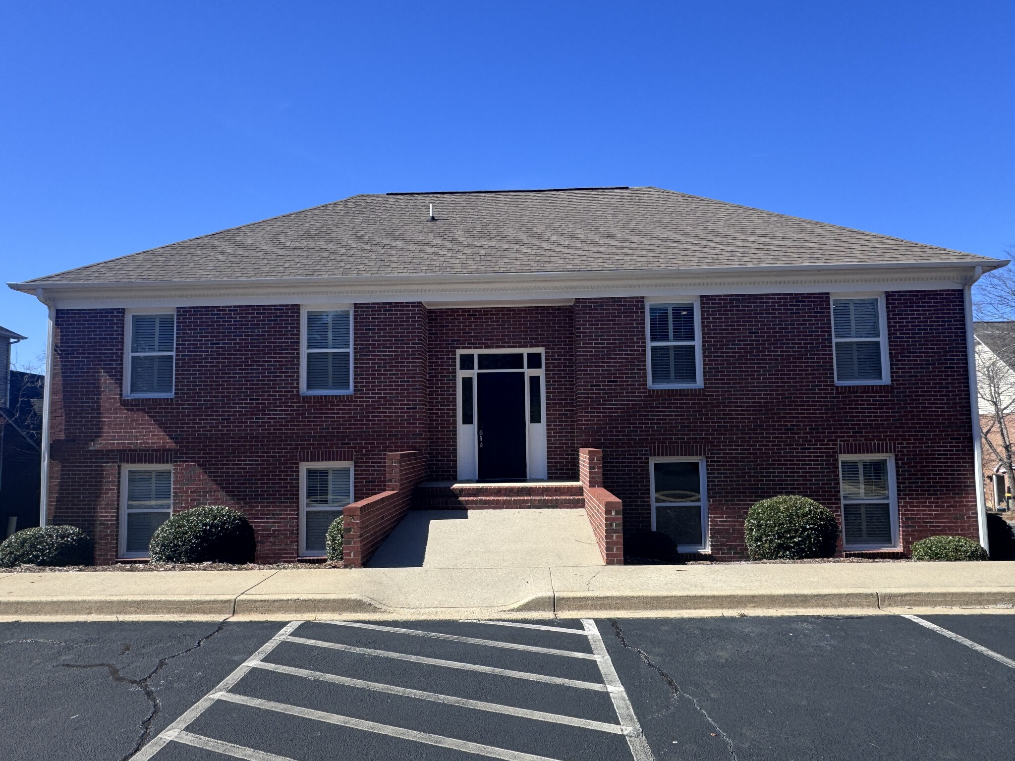 8 Accountants Cir, Seneca, SC for Rent