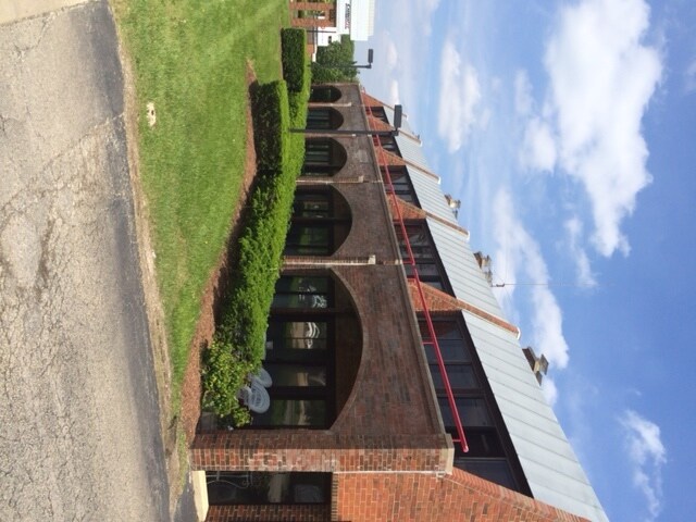 303 N Northwest Hwy, Barrington, IL for Rent