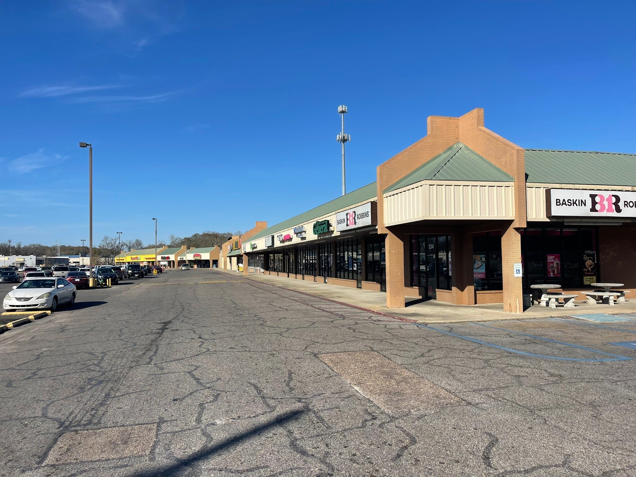 280 Main St, Baker, LA for Rent