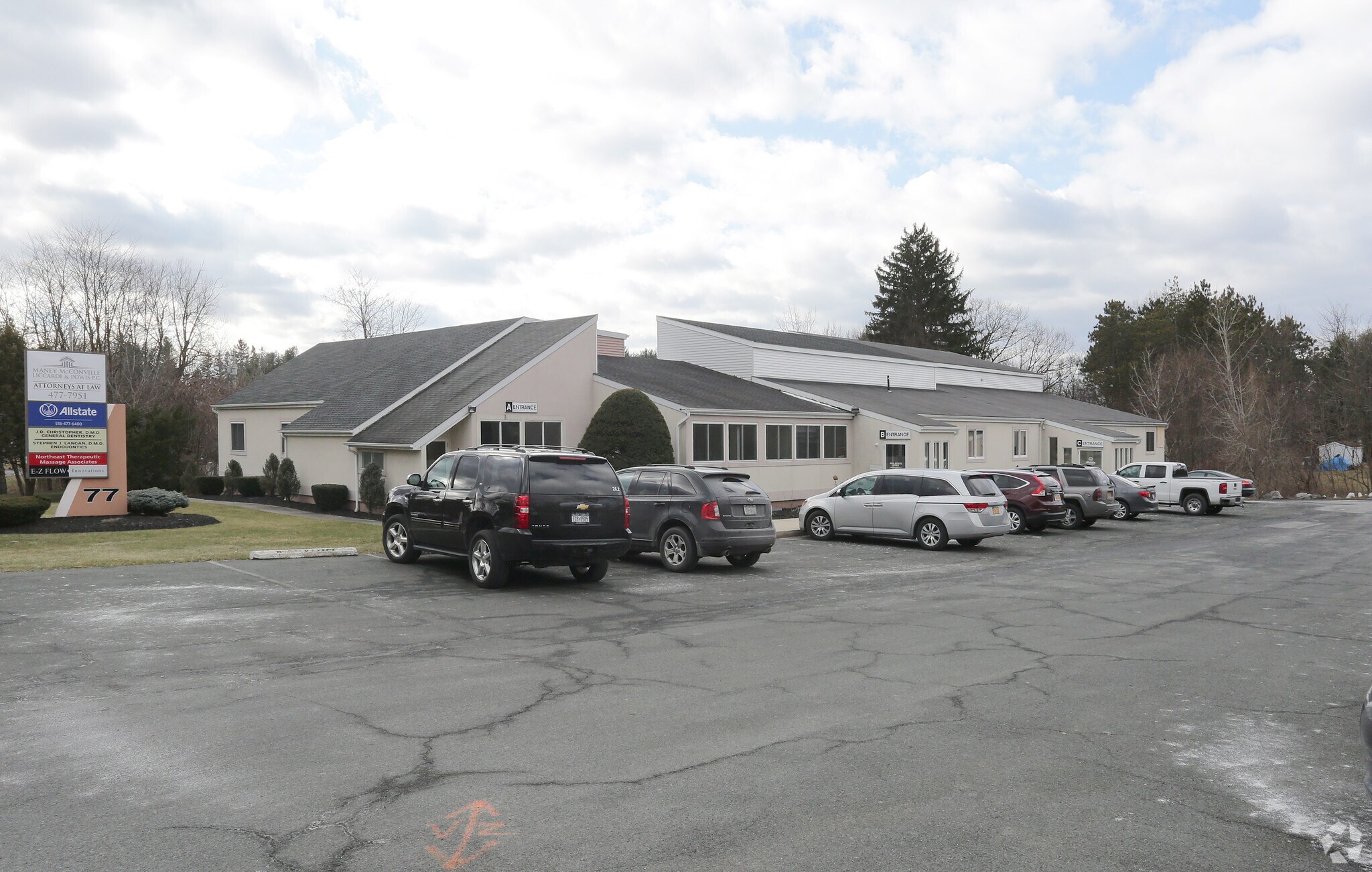 77 Troy Rd, East Greenbush, NY for Rent