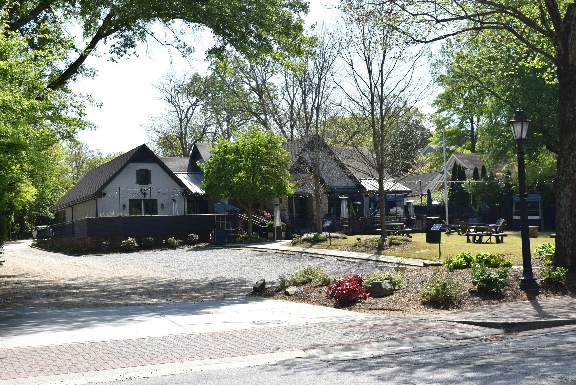 1105 Canton St, Roswell, GA for Sale