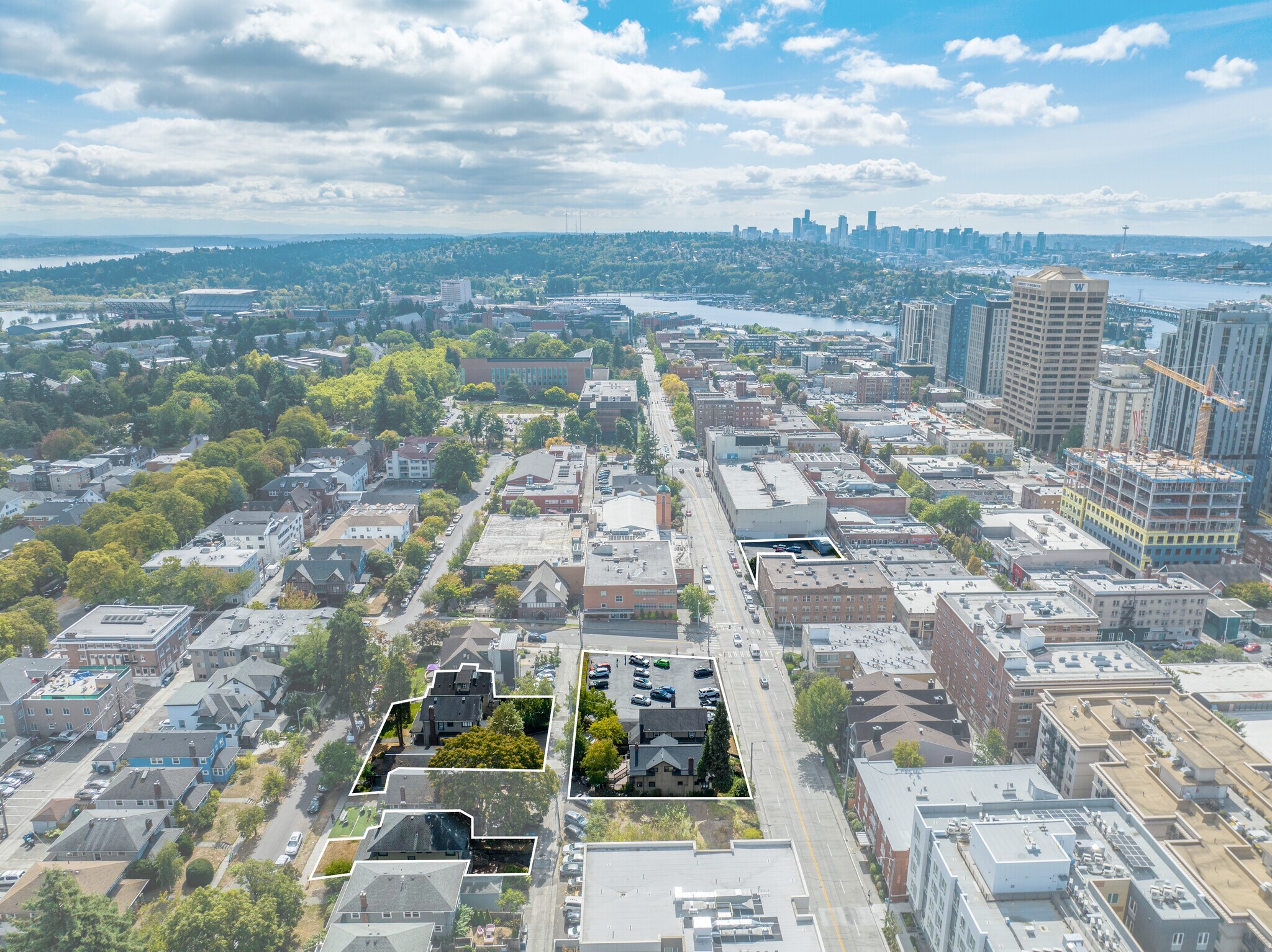 4714 15th Ave NE, Seattle, WA for Sale
