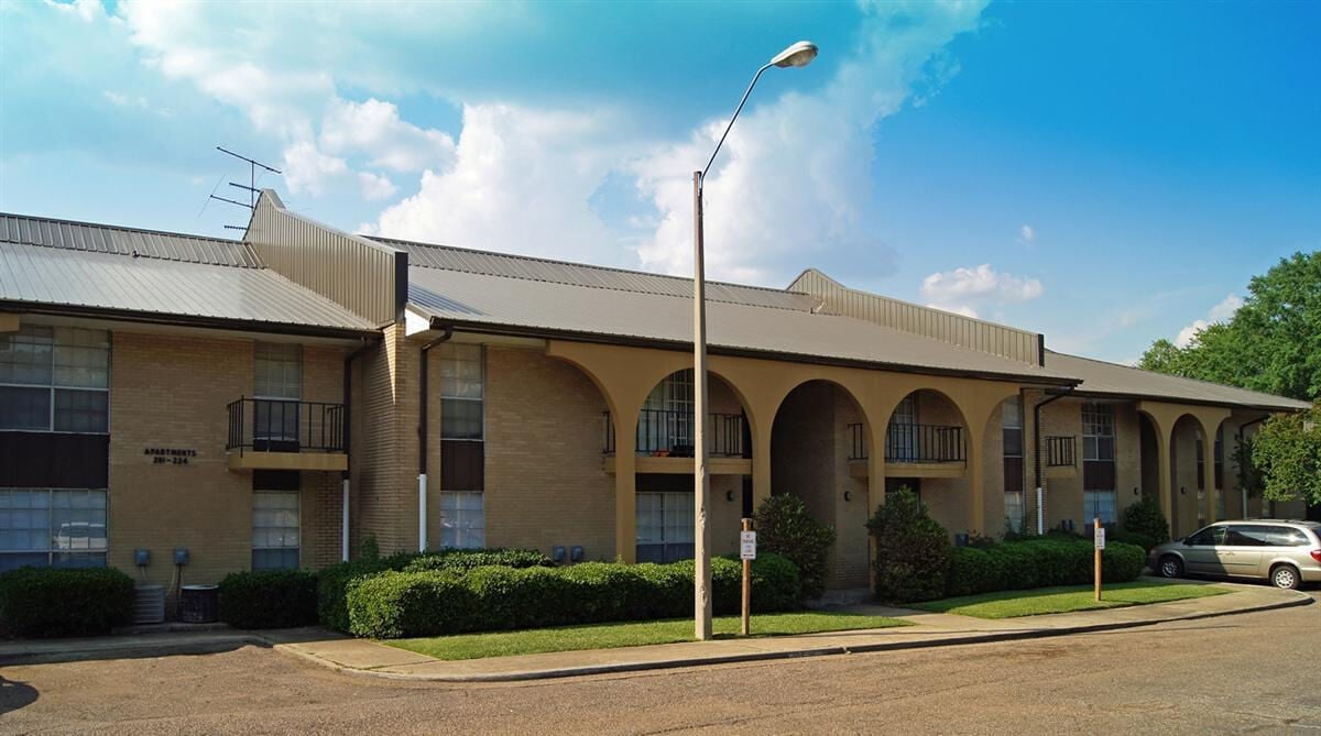 3150 Robinson Rd, Jackson, MS for Sale