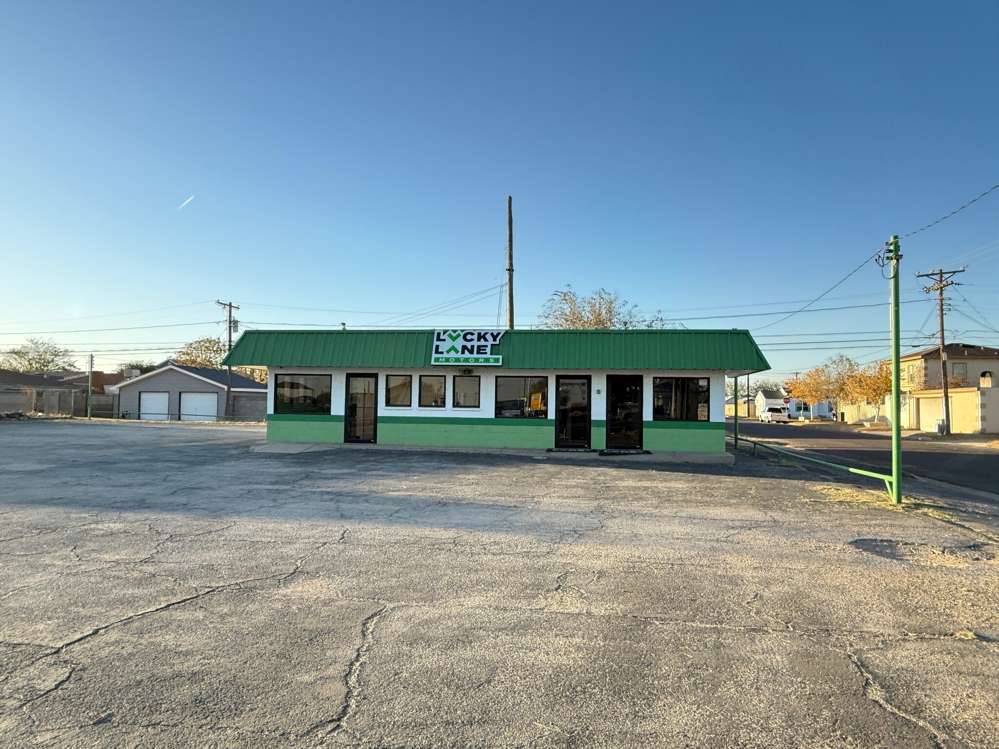 2800 W Wall St, Midland, TX for Sale