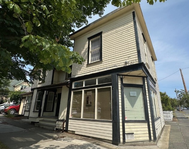 607 Vancouver St, Victoria, BC for Sale