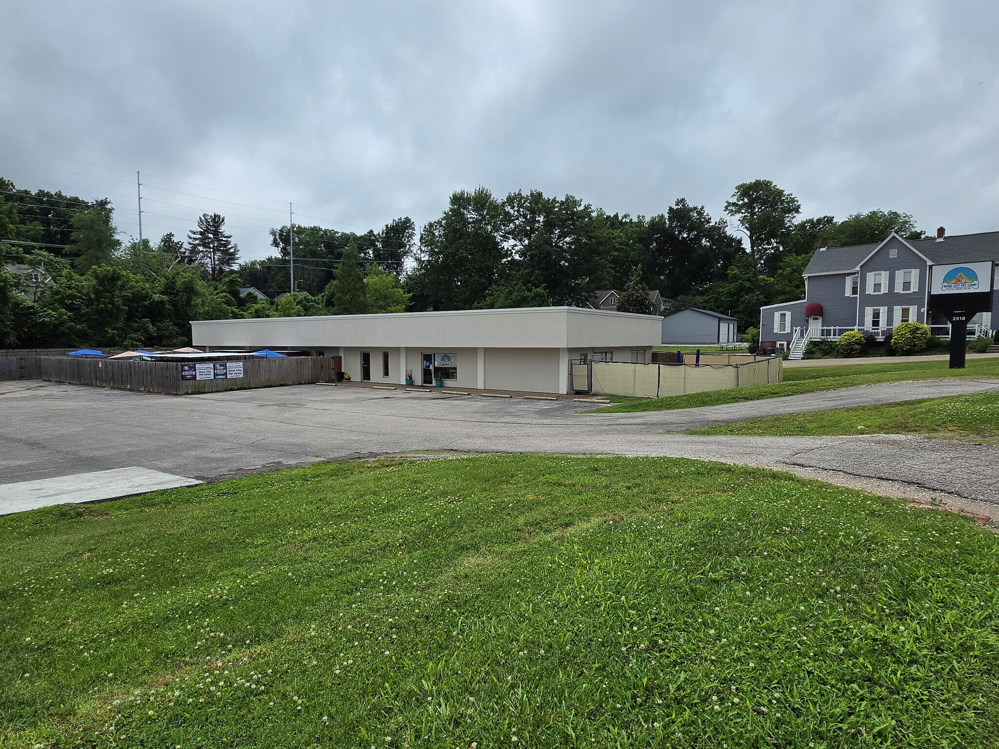 2920 Mt Vernon Ave, Evansville, IN for Sale