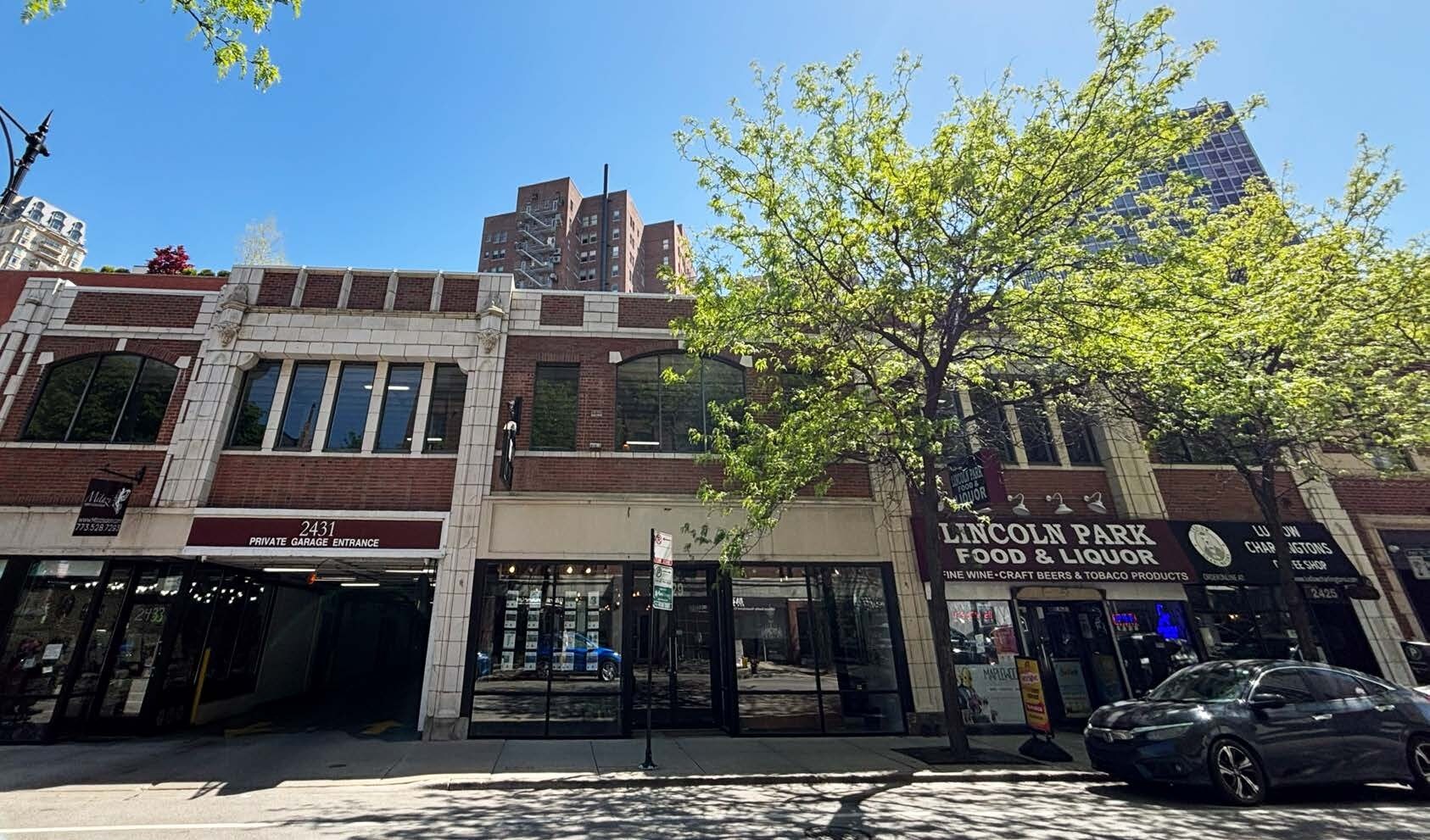 2417-2433 N Clark St, Chicago, IL for Rent