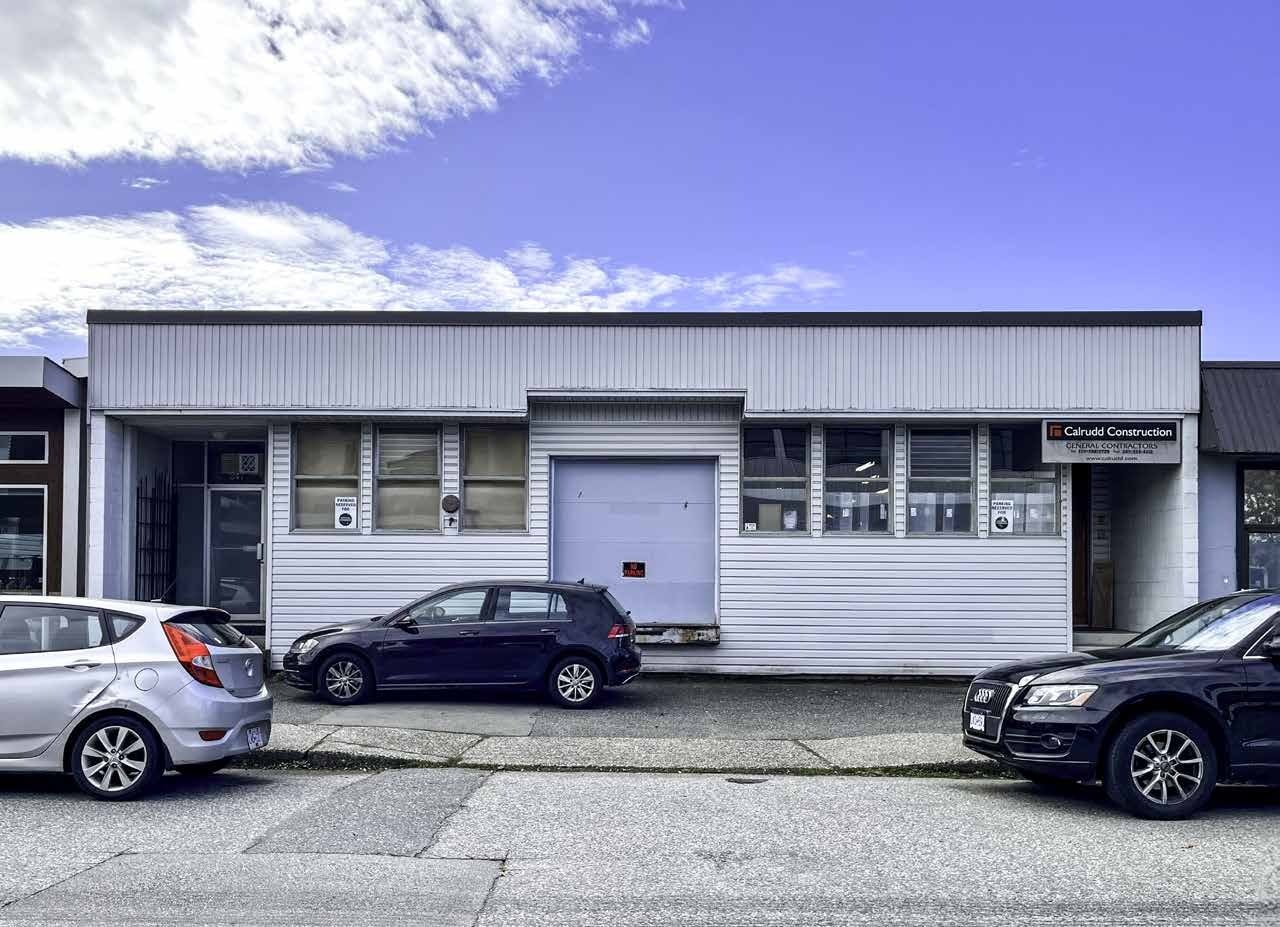 247 E 1st St, North Vancouver, BC for Sale