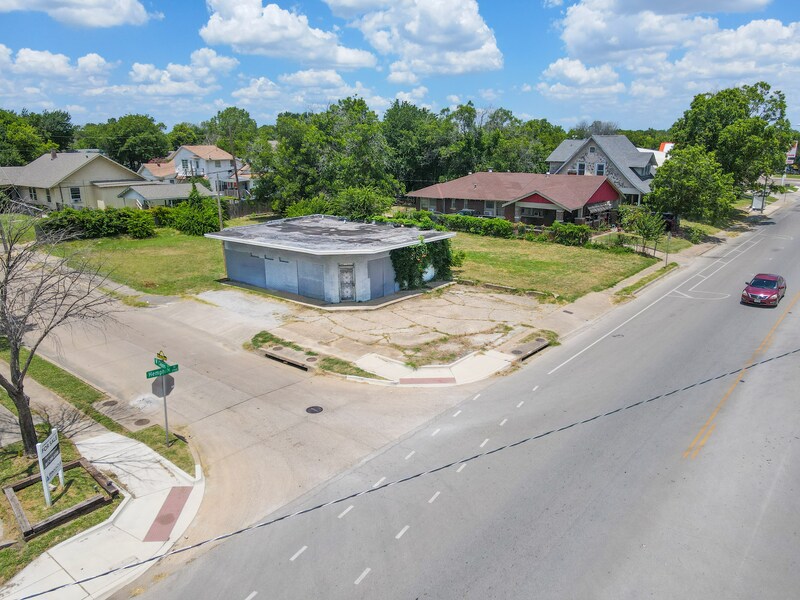 2628 Hemphill St, Fort Worth, TX for Sale