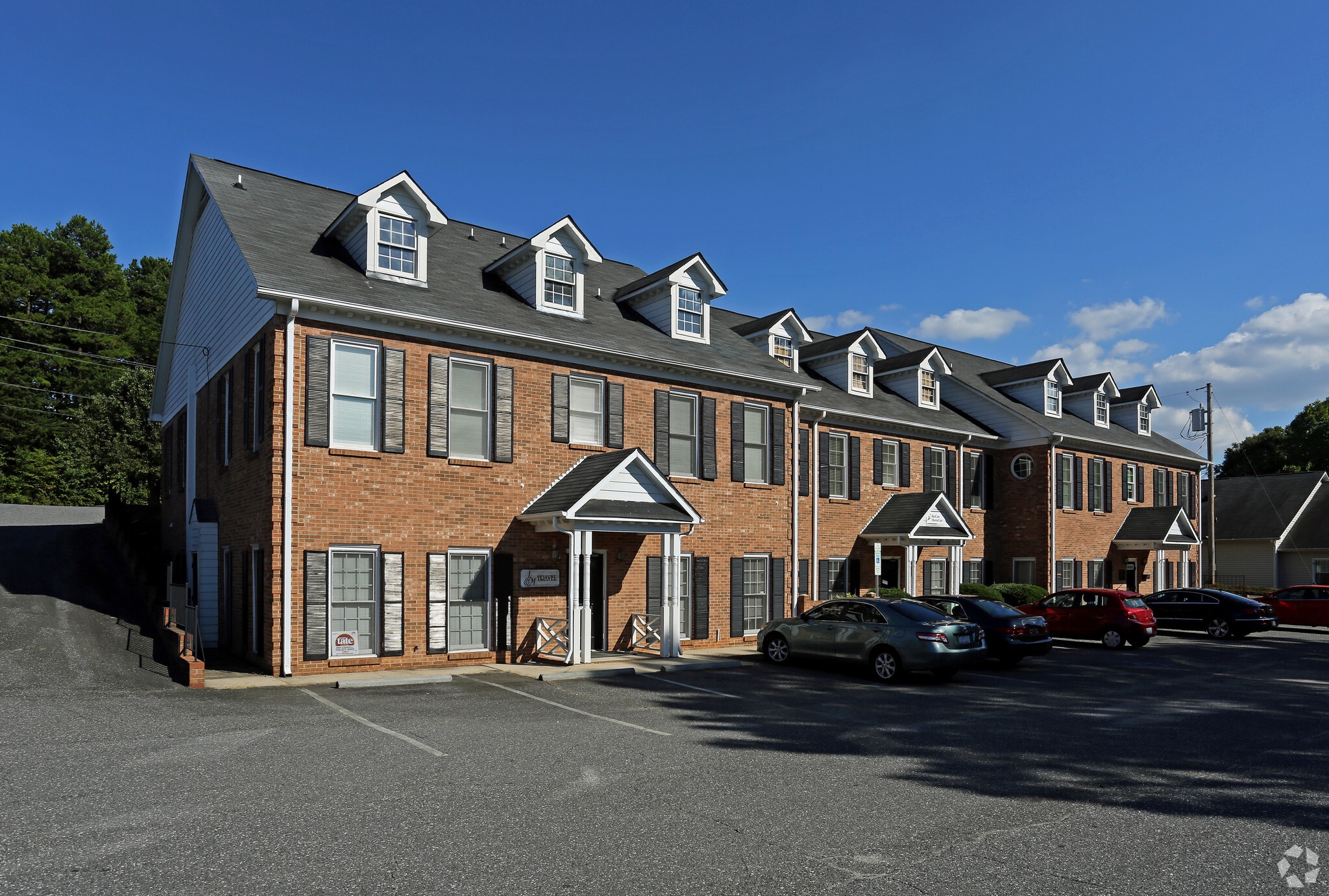 825 Majestic Ct, Gastonia, NC for Rent