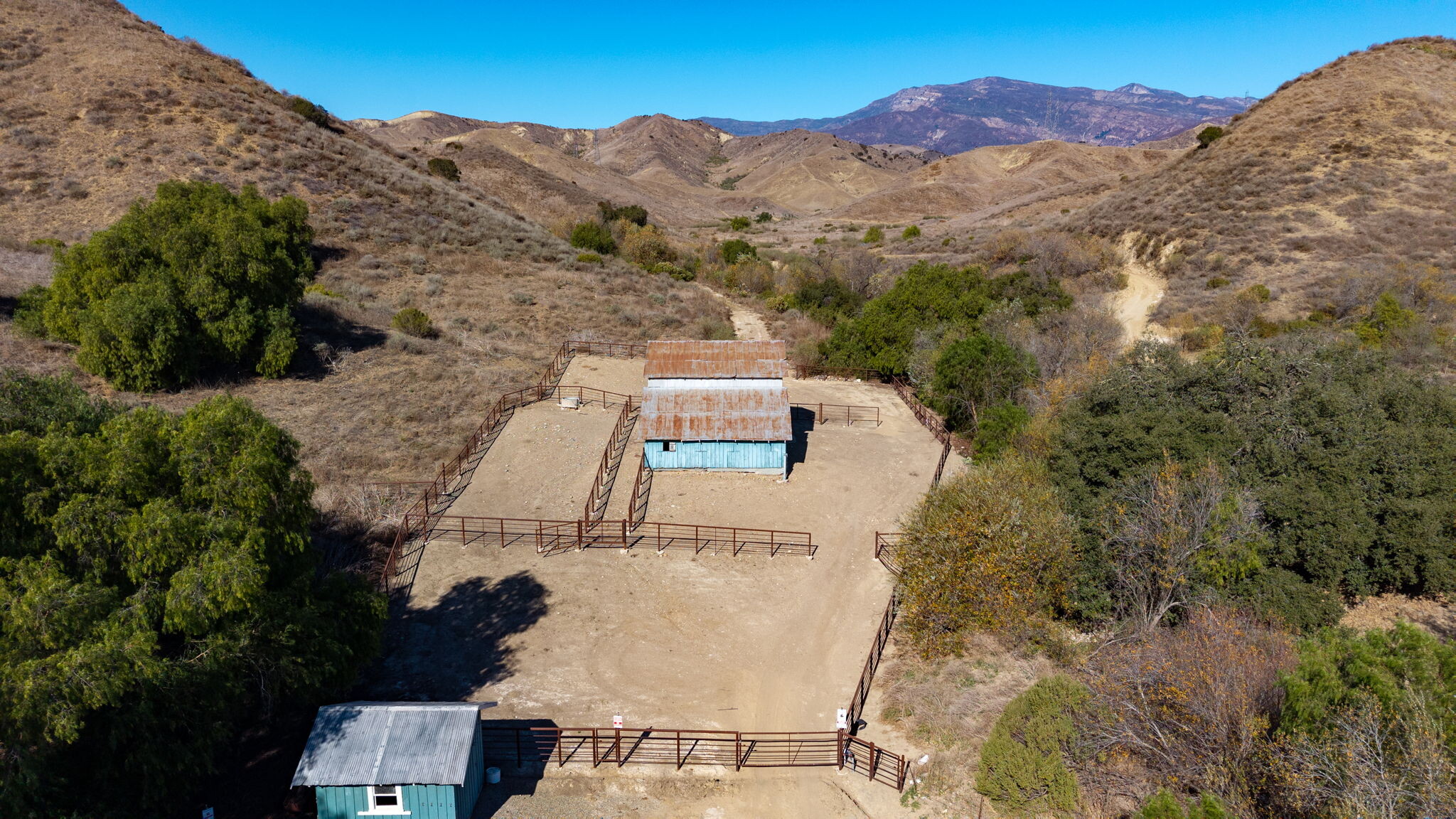 0 Dickenson Rd, Santa Paula, CA for Sale