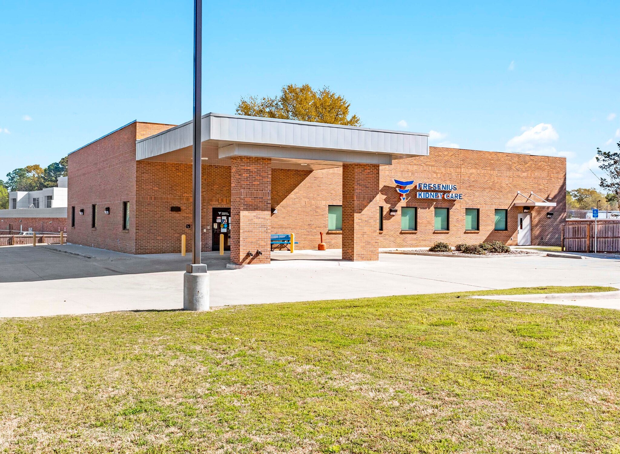 1010 S Spruce St, Vivian, LA for Sale