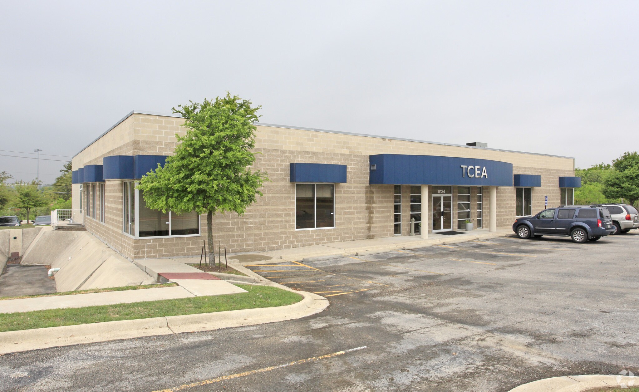 8134 Exchange Dr, Austin, TX for Rent