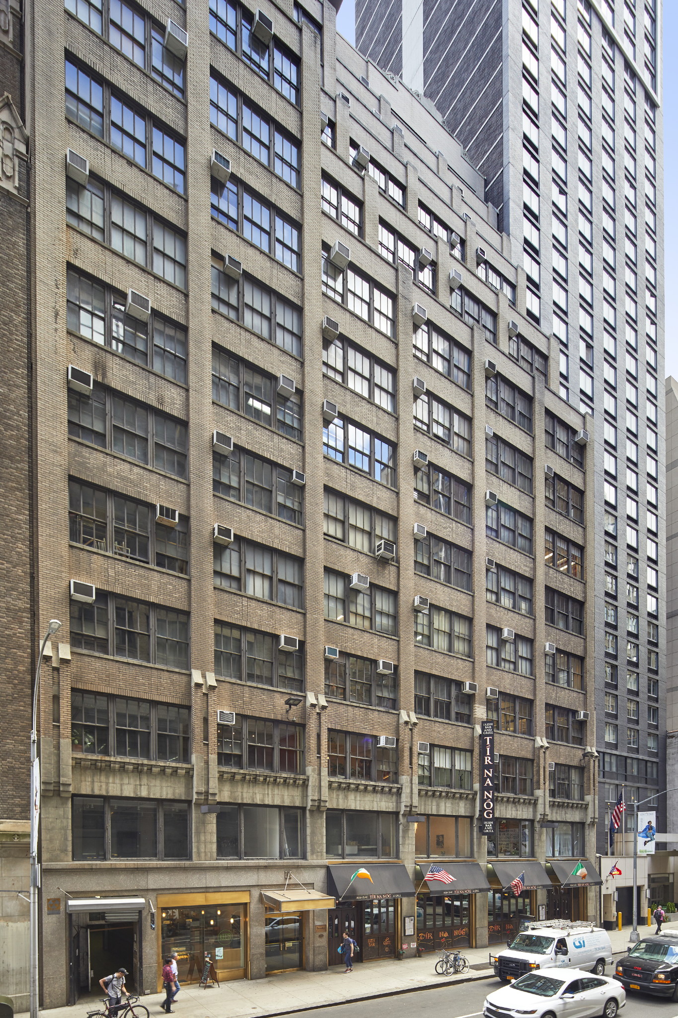 315-321 W 39th St, New York, NY for Rent