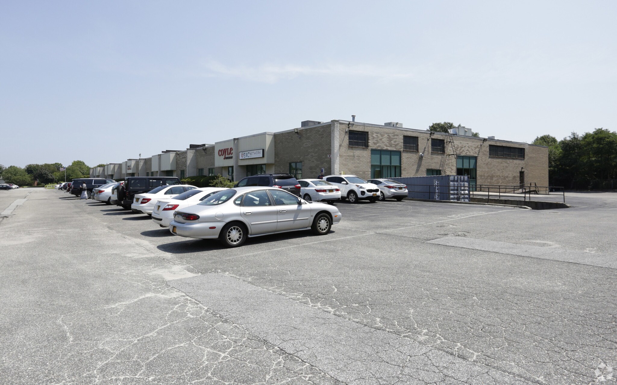 60 Plant Ave Hauppauge, NY 11788 Industrial Property for Lease on