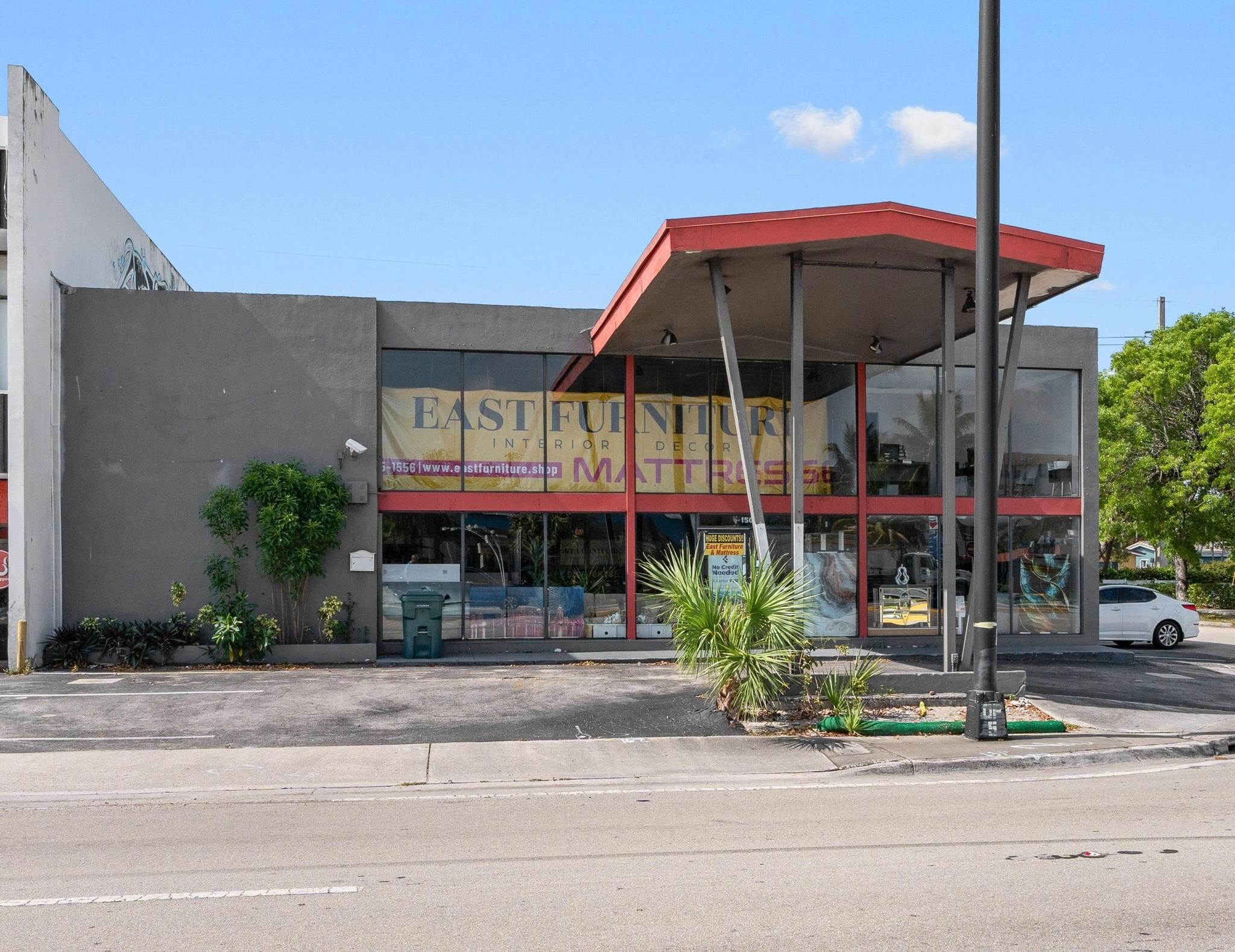 1500 E Commercial Blvd, Fort Lauderdale, FL for Sale