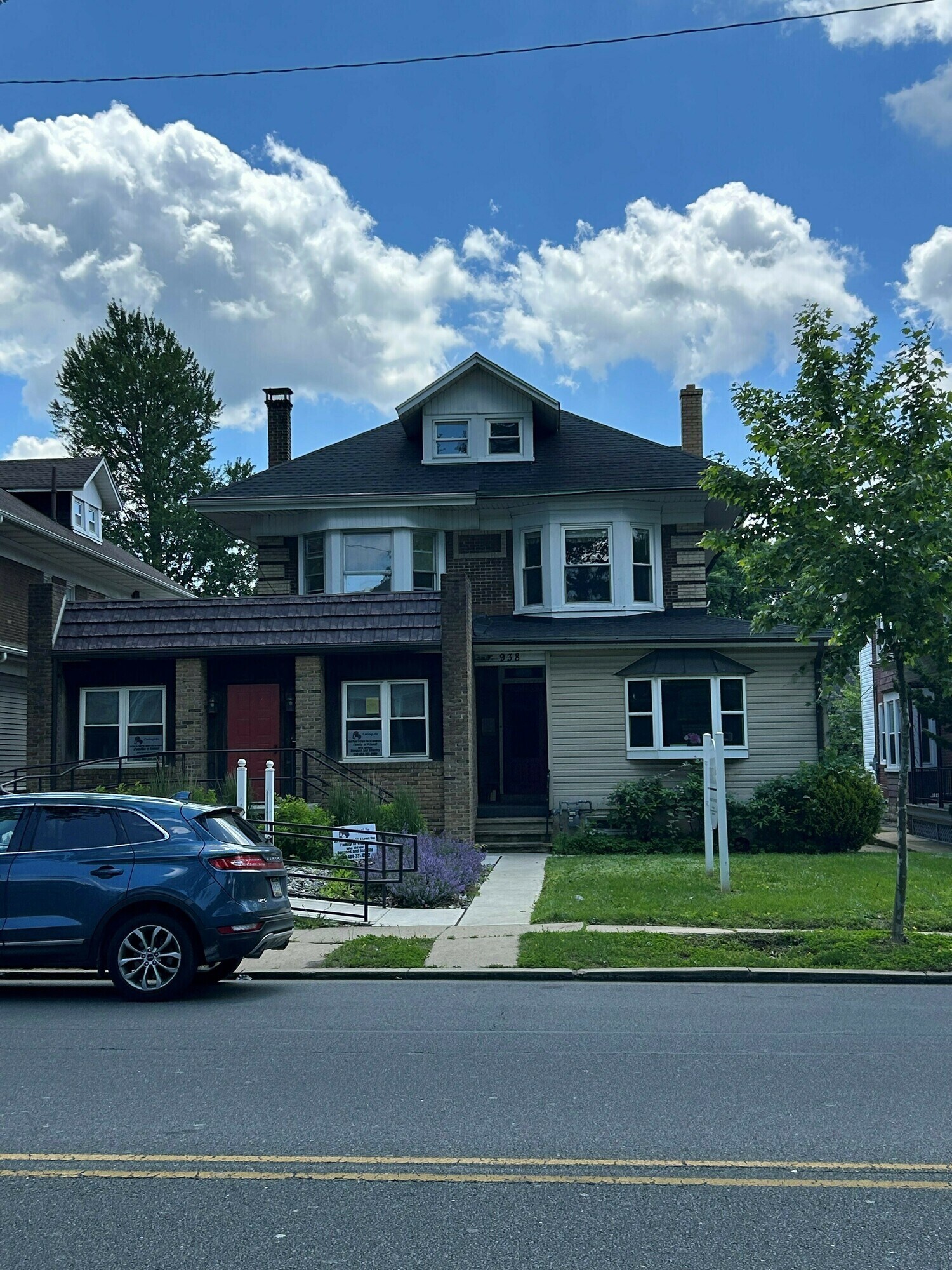 938 Penn Ave, Wyomissing, PA for Sale