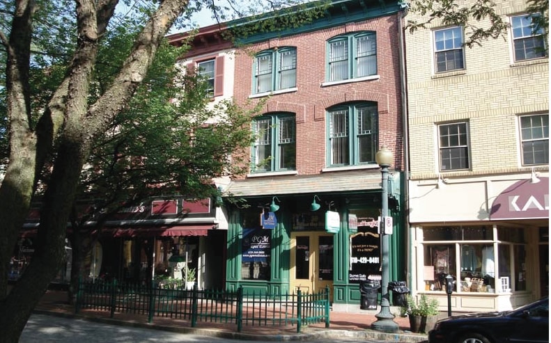 39 W Gay St, West Chester, PA for Rent