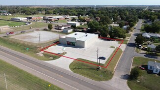 Medicine Lodge, KS Retail - 806 N Iliff St
