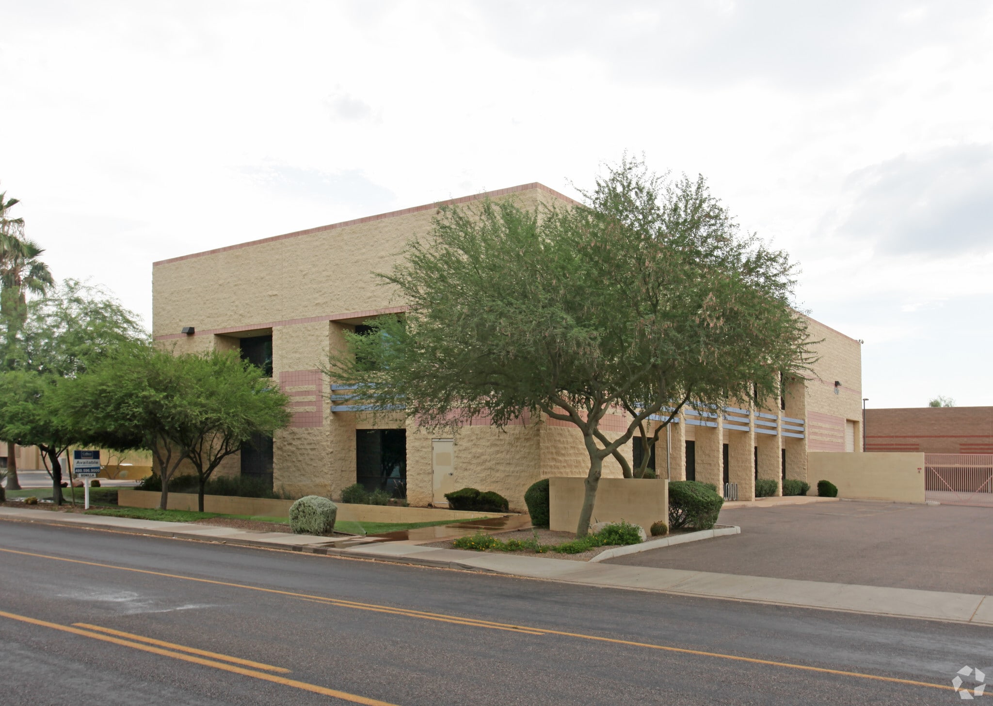 420 S Smith Rd, Tempe, AZ for Sale
