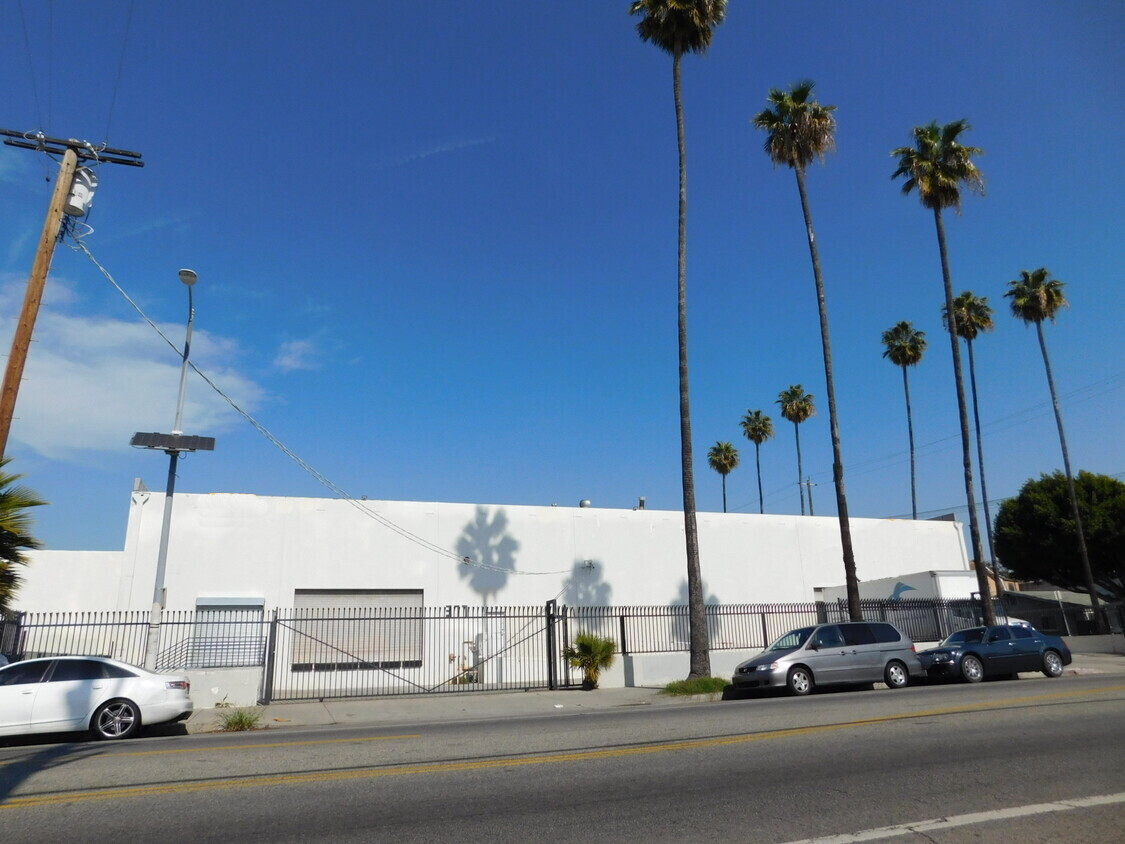 347 E Jefferson Blvd, Los Angeles, CA for Rent