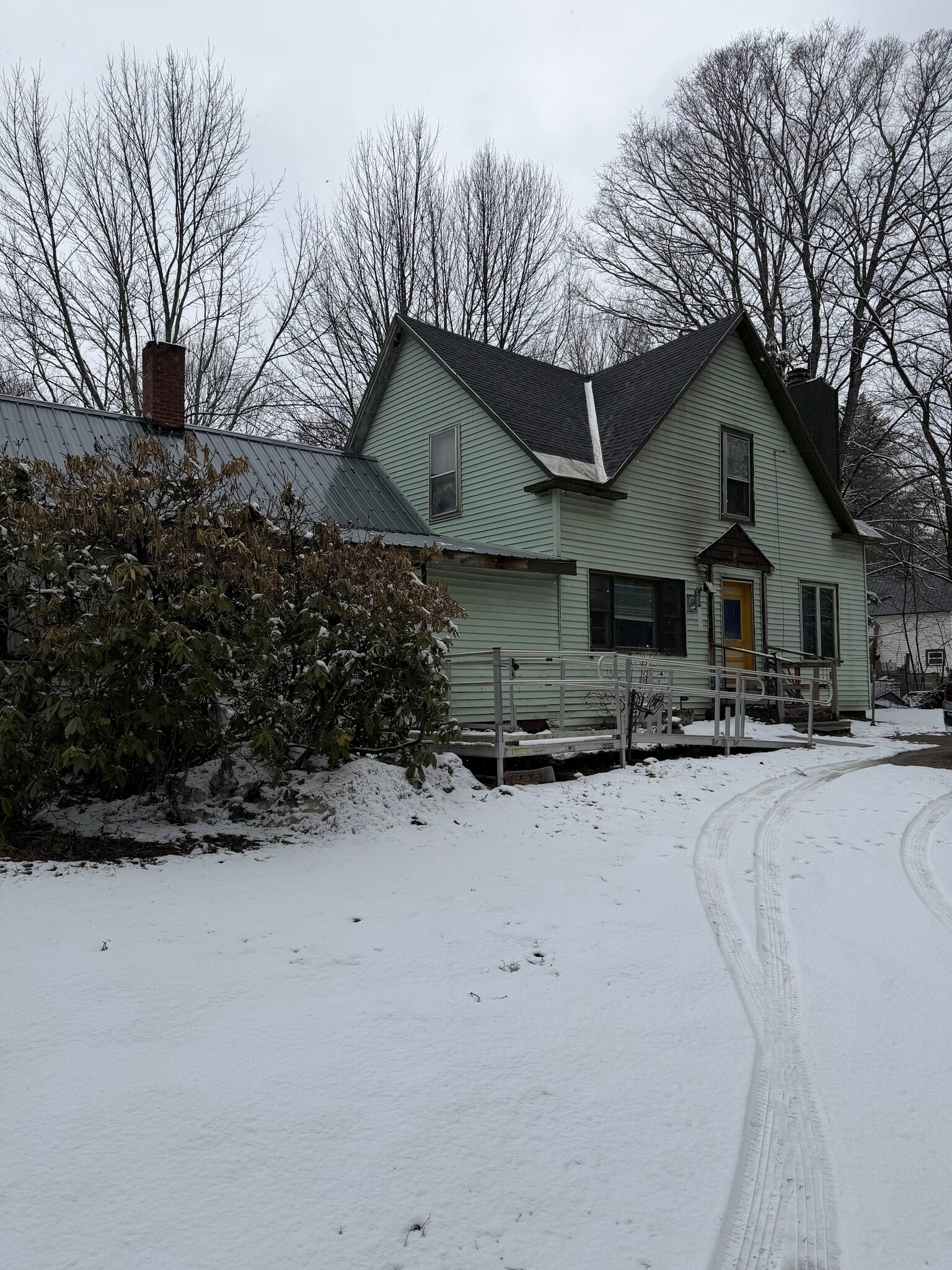 40 Reservoir Rd, Plymouth, NH for Sale