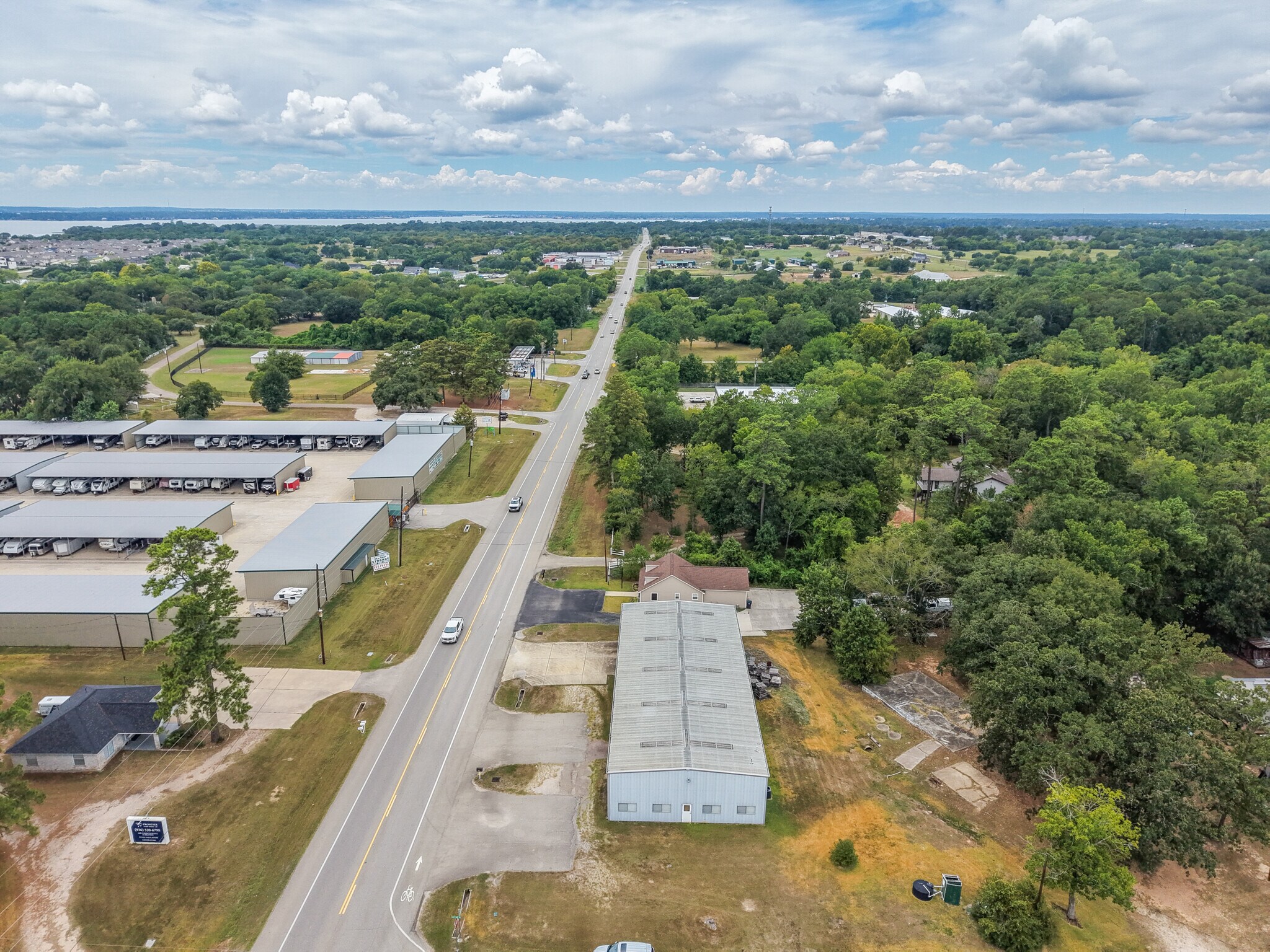 12016 FM 830 Rd, Willis, TX for Sale