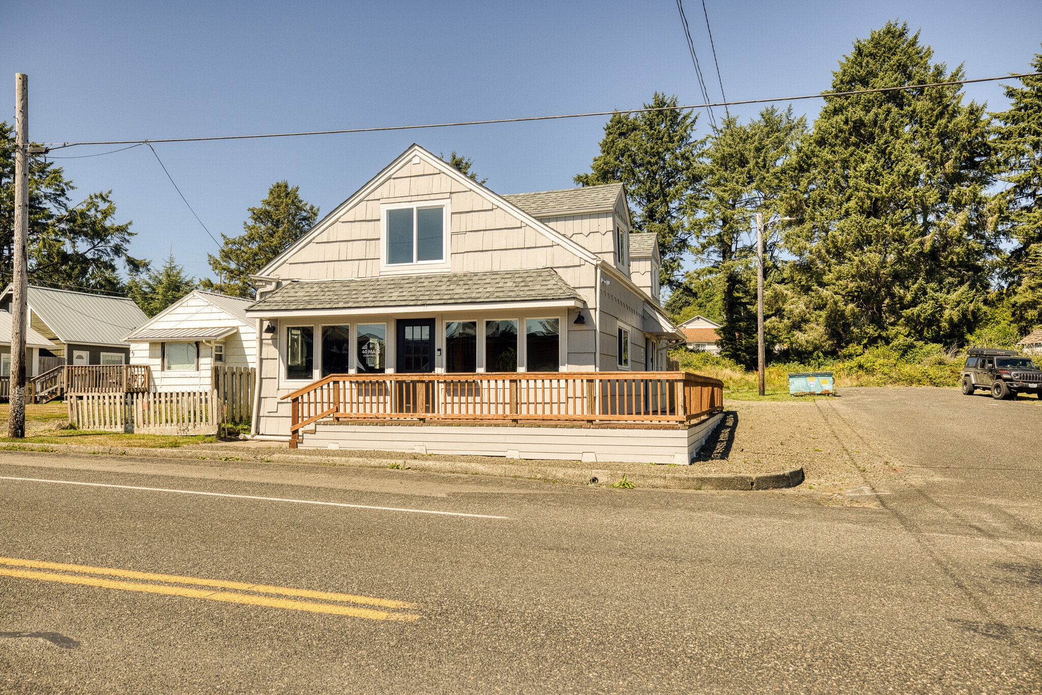 40 Main St, Pacific Beach, WA for Sale