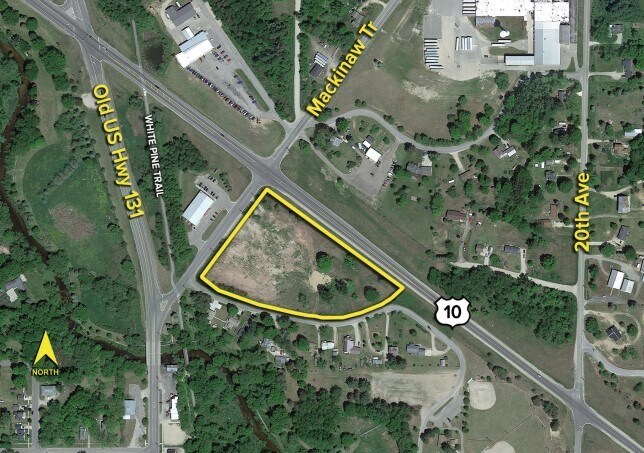 4608 Mackinaw Trl, Reed City, MI for Sale