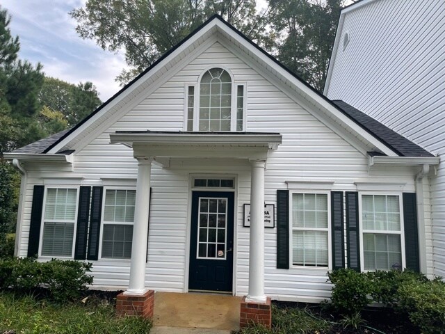 1060 Powers Pl, Alpharetta, GA for Rent