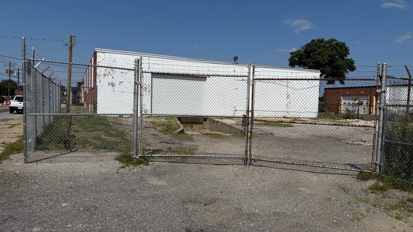 225 Ralph Ave, Copiague, NY for Rent