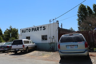 700 Parker Ave  