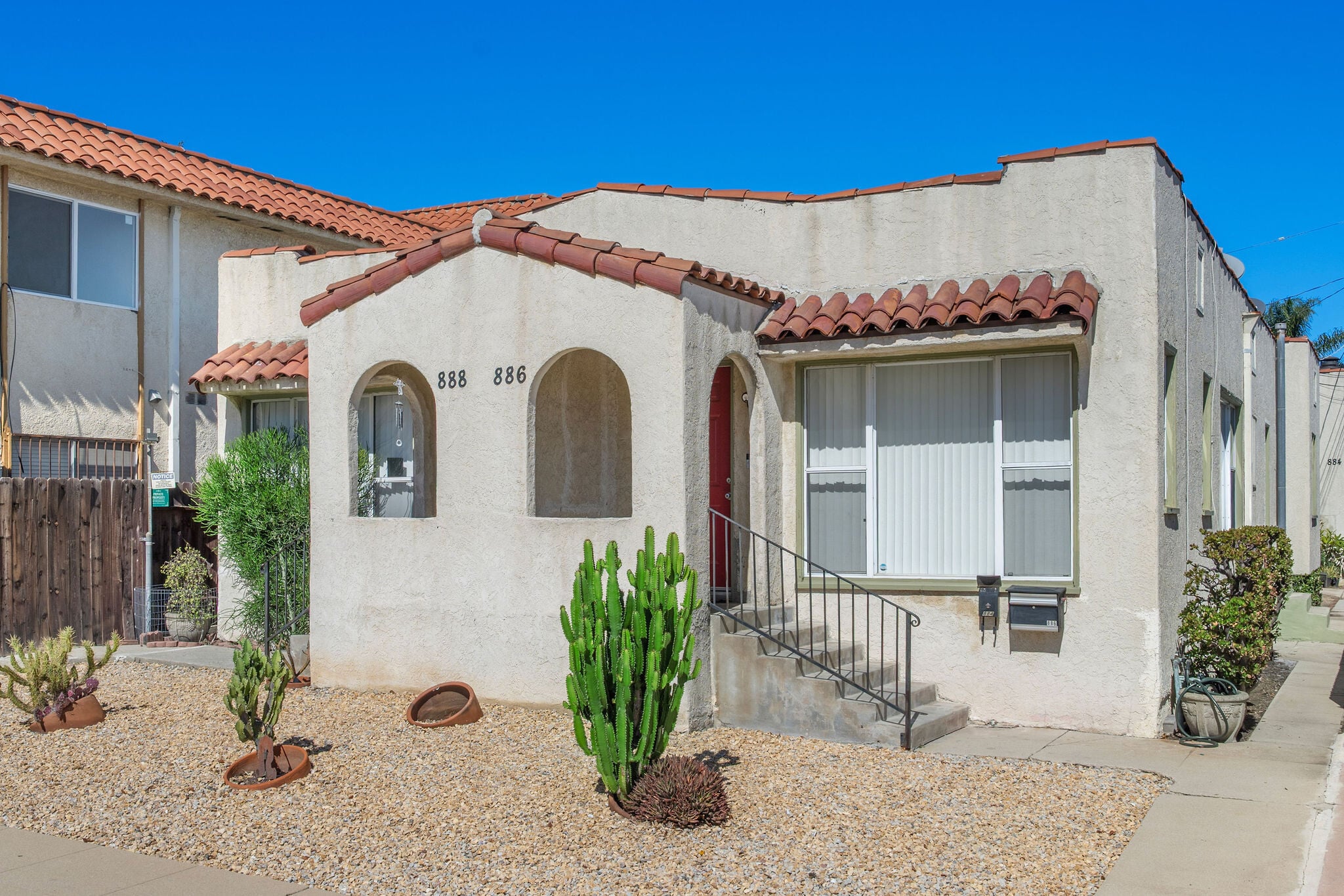 884 W 11th St, San Pedro, CA for Sale