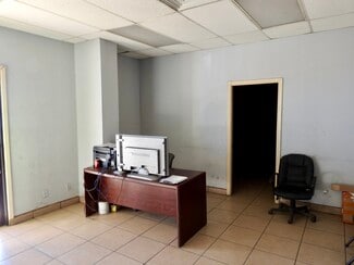 Laredo, TX Industrial - 702 Enterprise St