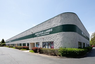 Holbrook, NY Industrial - 630 Broadway Ave