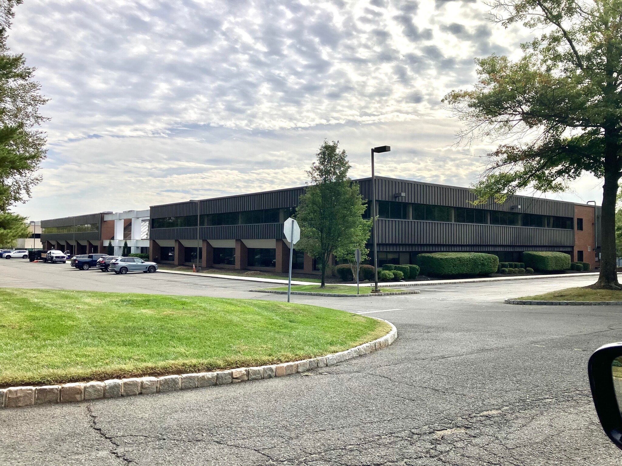 35 Technology Dr, Warren, NJ for Rent