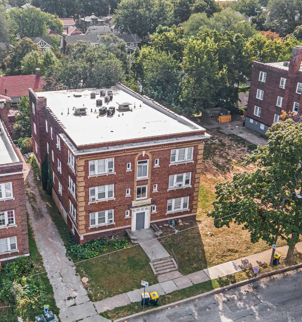 123-133 N Lawn Ave, Kansas City, MO for Sale