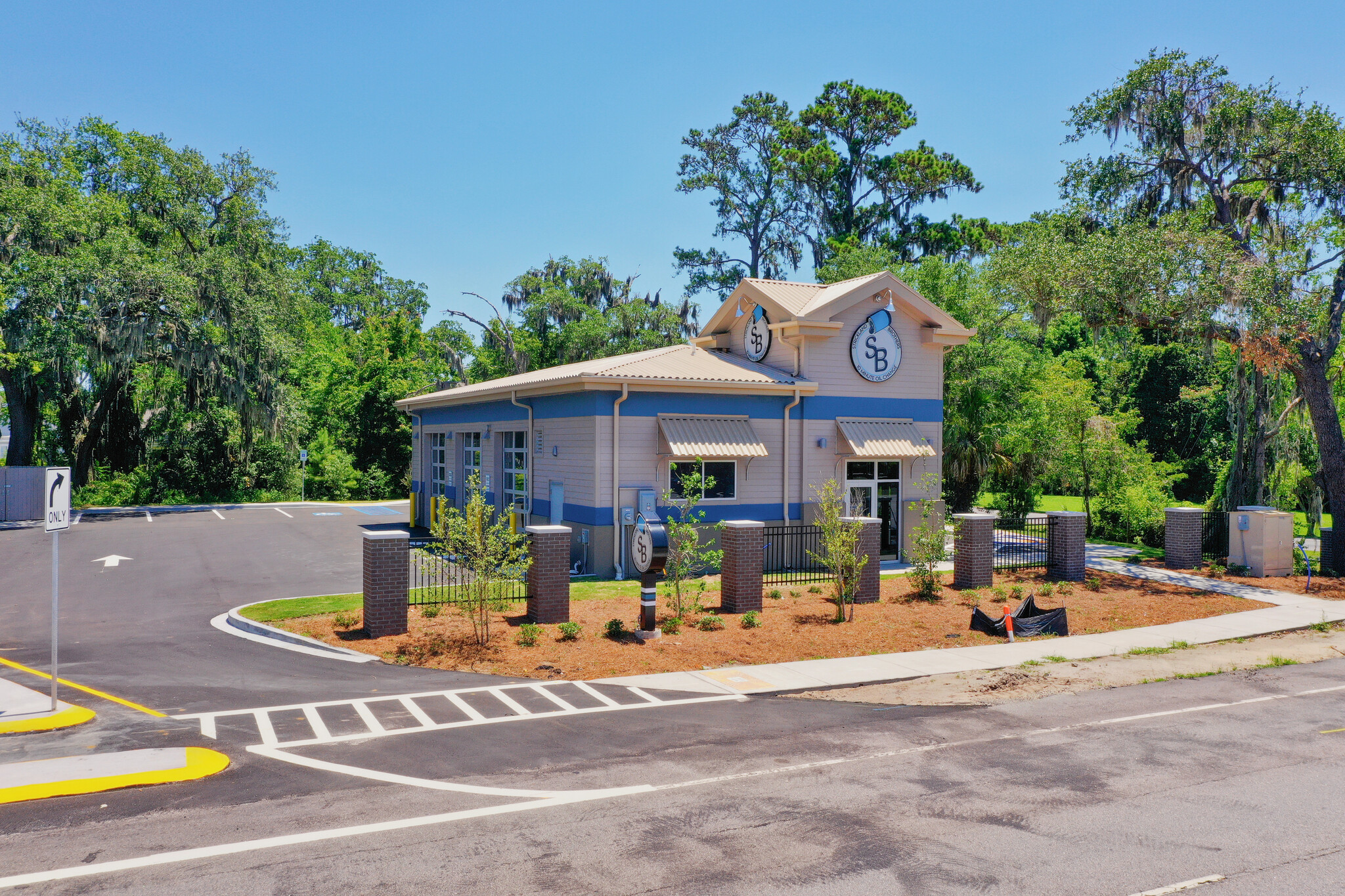 875 Parris Island Gtwy, Beaufort, SC for Sale