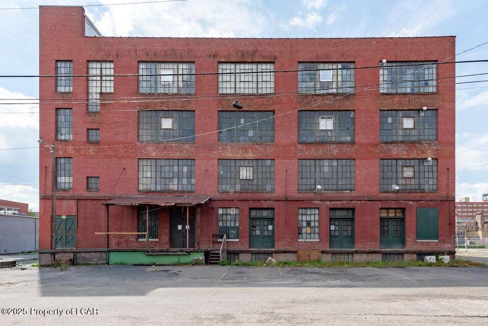 64 E Union St, Wilkes-Barre, PA for Sale