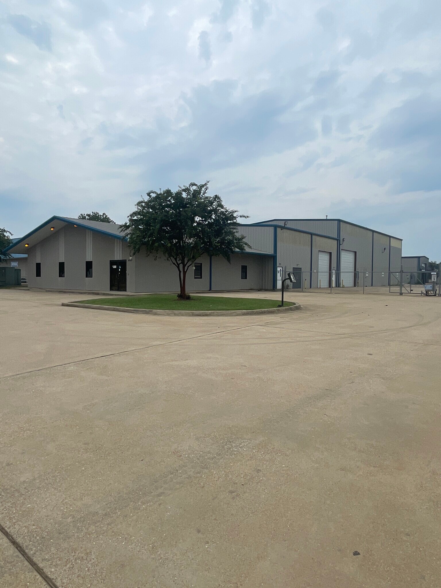 4907-1 Shed Rd, Bossier City, LA for Sale