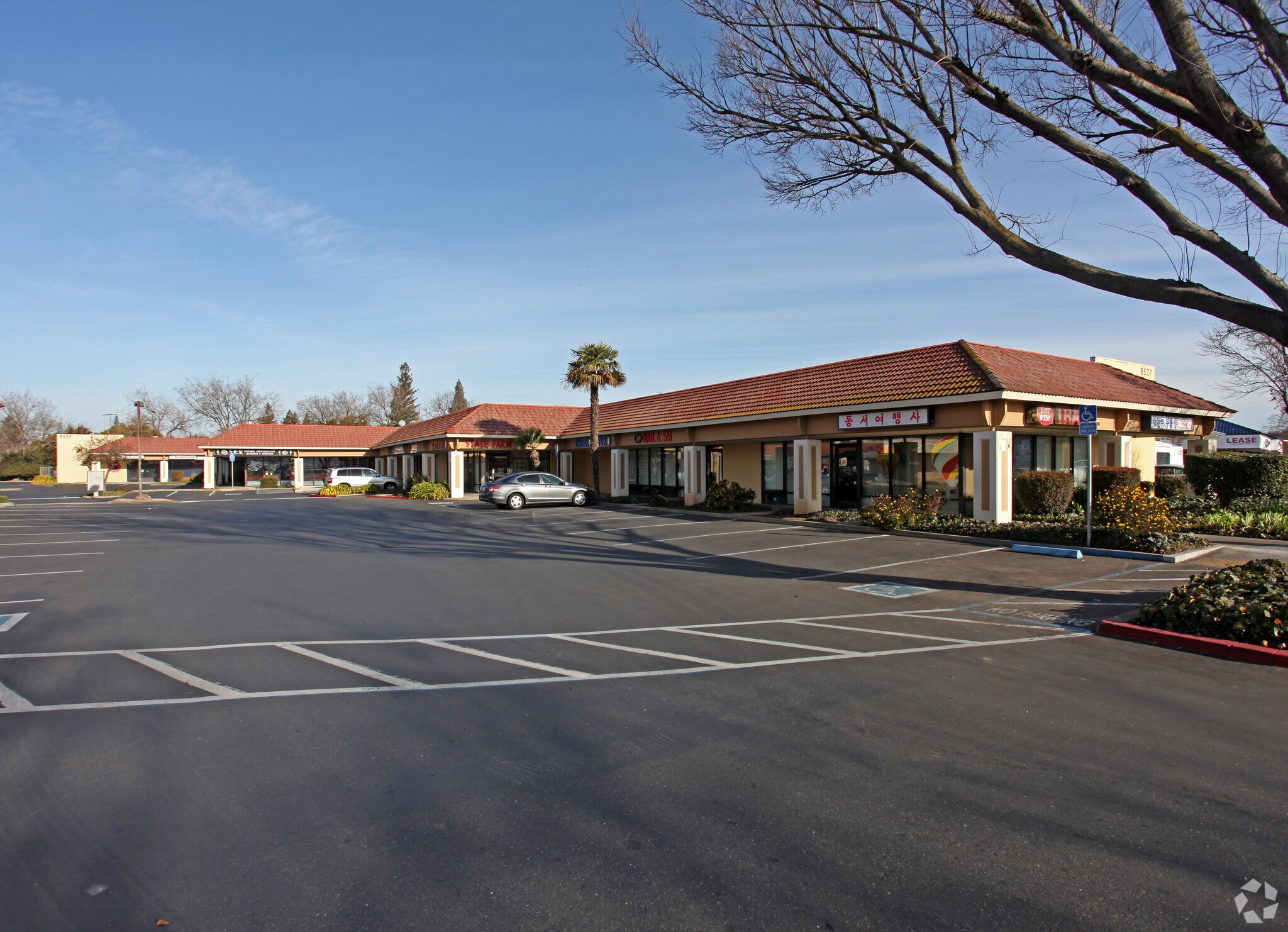 9527-9529 Folsom Blvd, Sacramento, CA for Rent