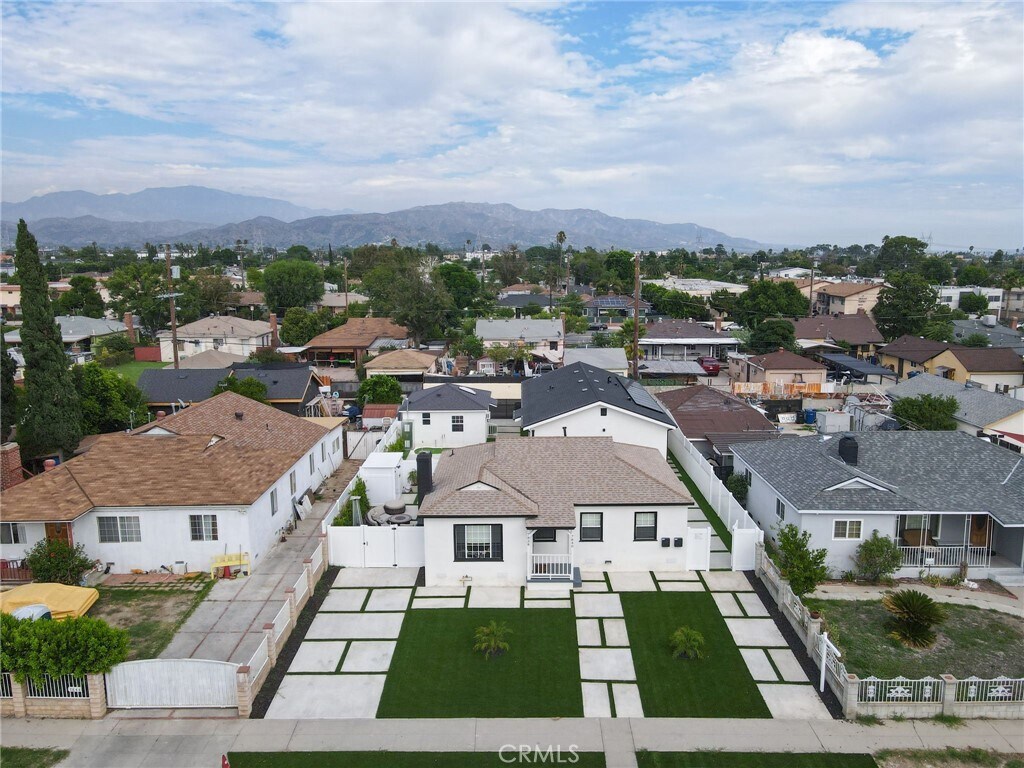 7838-7840 Vantage Ave, North Hollywood, CA for Rent