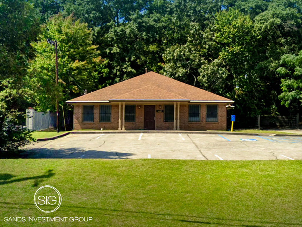 6607 Powers St, Riverdale, GA for Sale